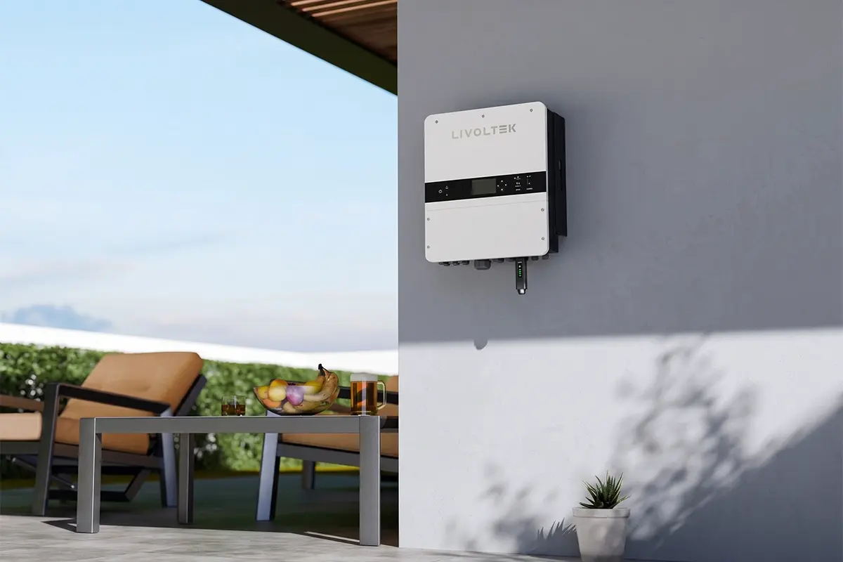Inversor solar híbrido LIVOLTEK instalado